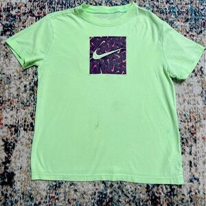Girls Nike Tee